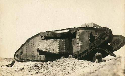 A 2. gázai csata során bevetett 8 darab brit Mark I-es harckocsiból hármat elvesztettek. A képen az egyik kilőtt példány látható