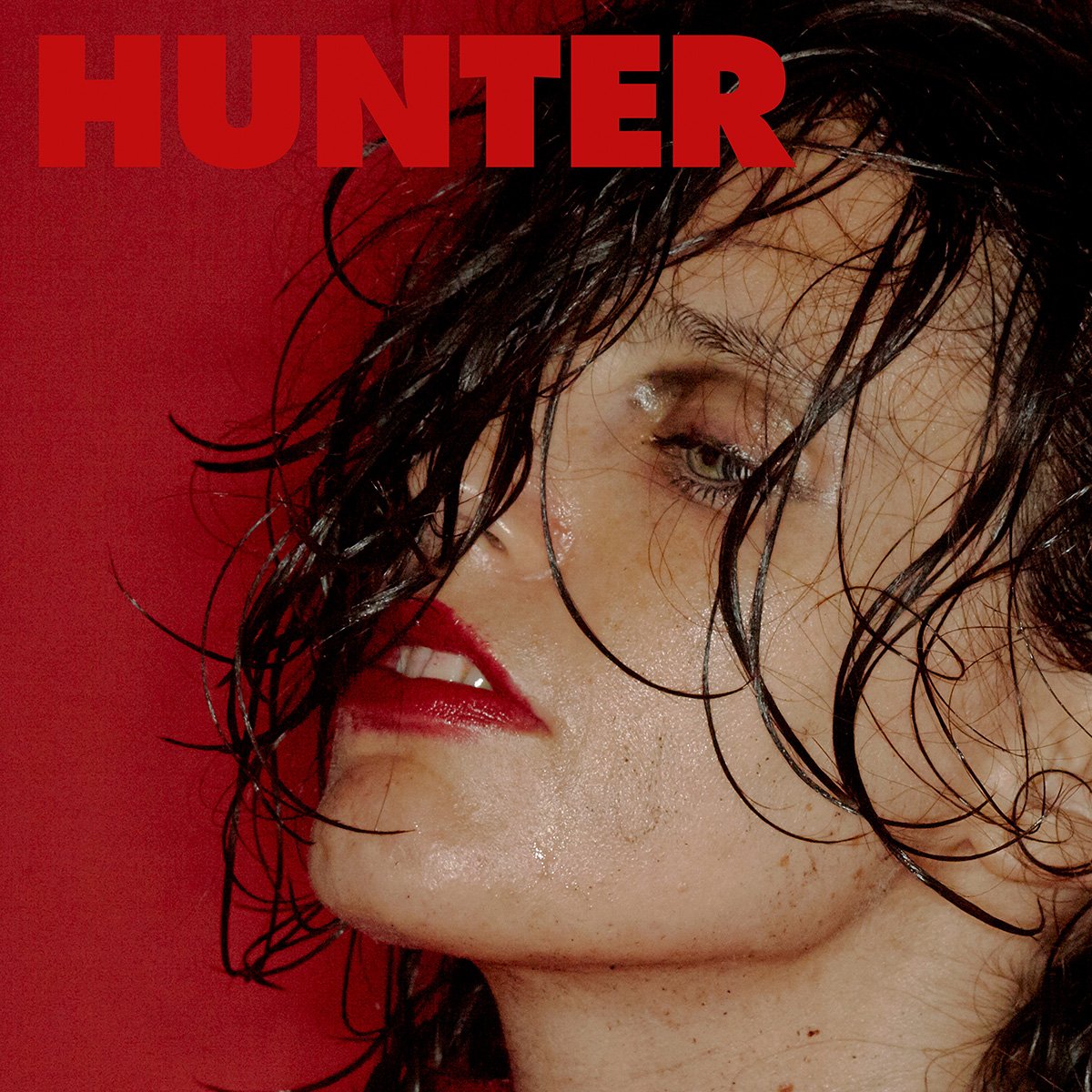 anna_calvi_hunter.jpg