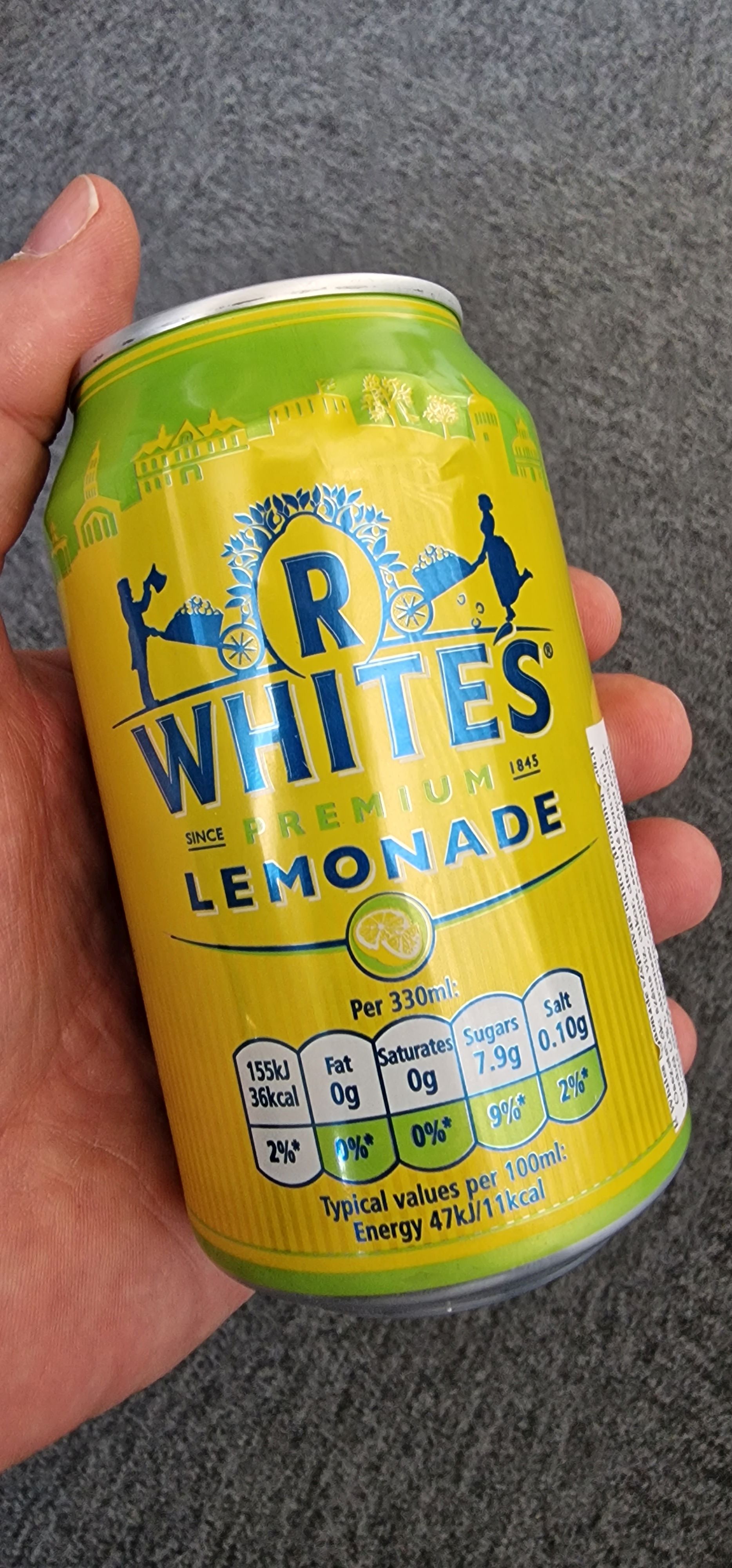 R Whites Premium Lemonade