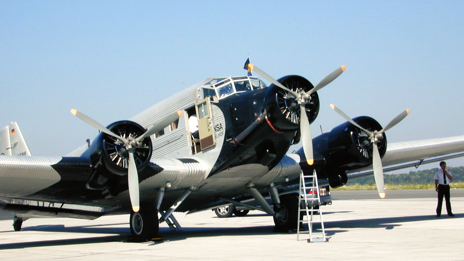 ju52_d-aqui_front_belly_1.jpg