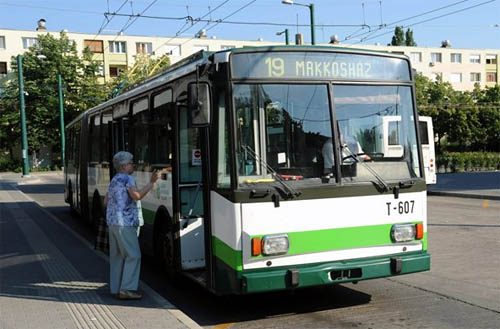 1308221470troli_szeged_500[1].jpg