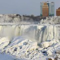 Sarkvidéki hideg, befagyott a Niagara vízesés