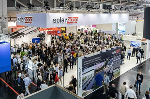 A SolarEdge bemutatta új, kétirányú DC-kapcsolt elektromos autótöltőjét