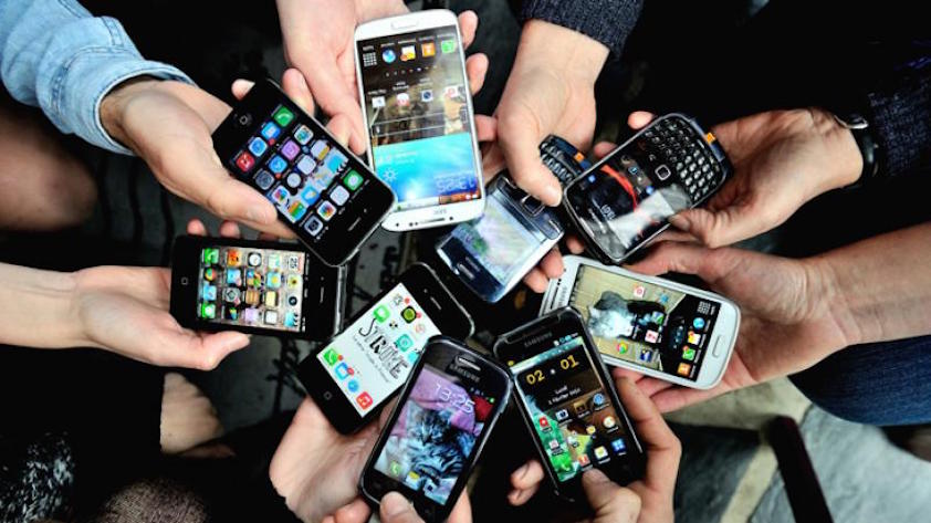 iconic-mobile-phones.jpg