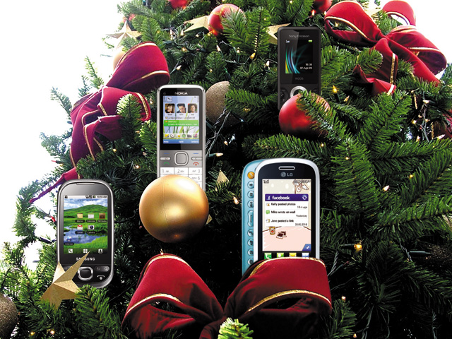 Smartphone-Christmas-Tree-web.jpg