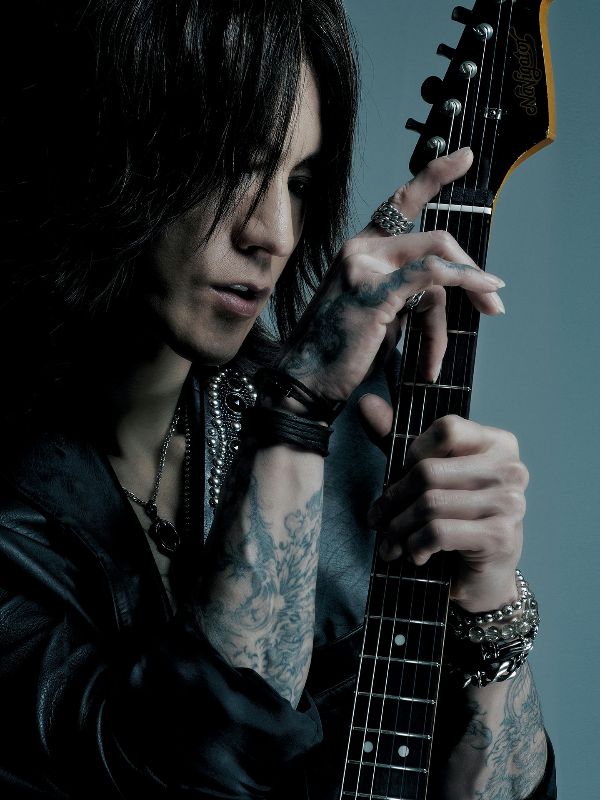 sugizo1.jpg