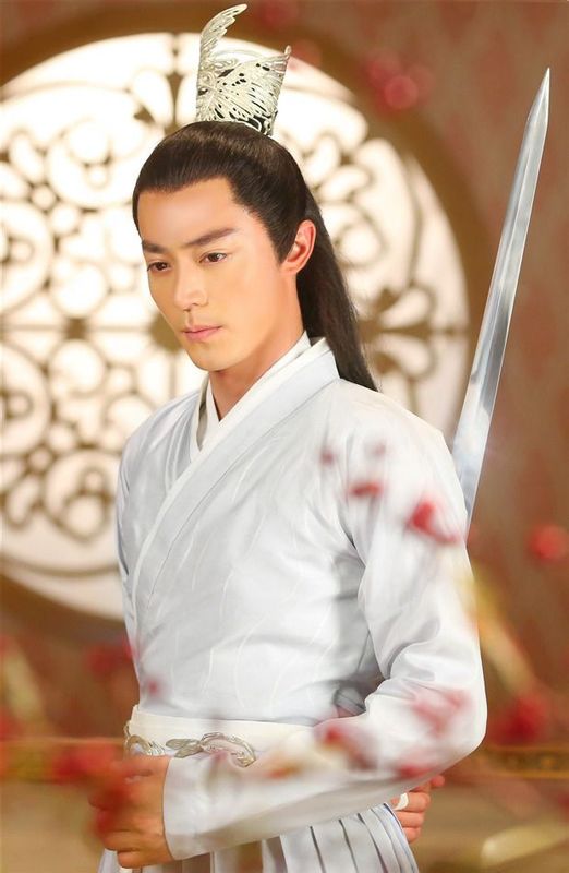 wallacehuo2.jpg