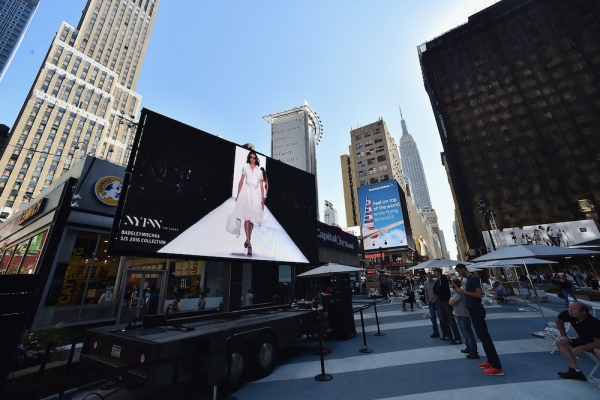 new-york-fashion-week-the-shows-day-6-on-september-15-2016-in-new-york-city.jpg