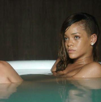Rihanna-In-A-Bathtub-For-Her-Song-‘Stay’.jpg
