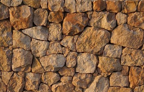 810_21_6749---Stone-wall-with-evening-sunlight_web.jpg