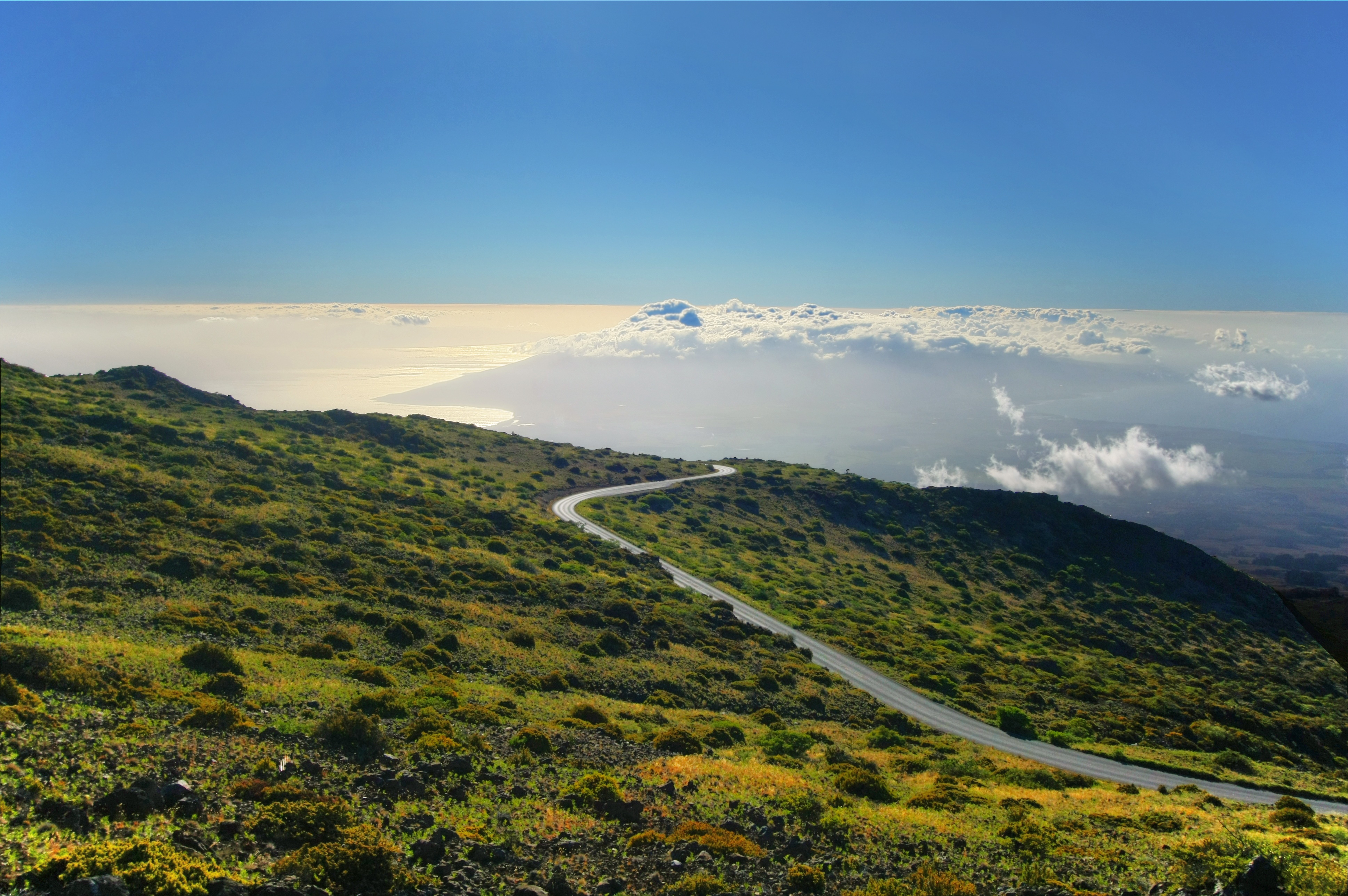 landscape-horizon-mountain-road-meadow-hill-173114-pxhere_com.jpg