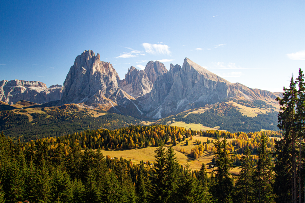 mountains-dolomites-italy.png