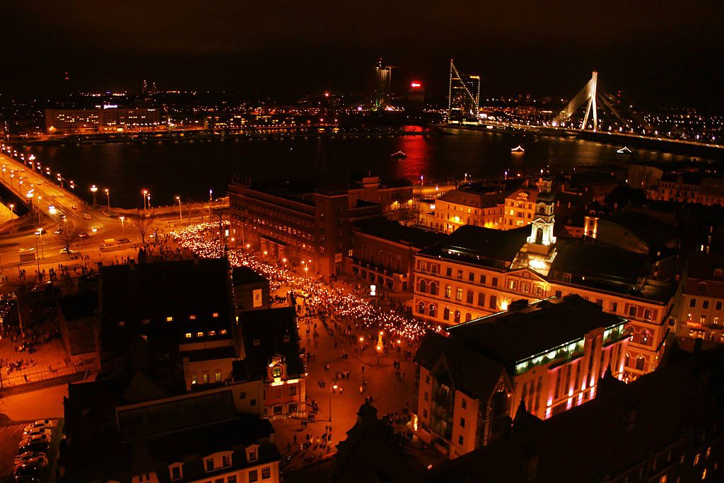 18th_november_torchlight_procession_2013_from_st_peter_s_church.jpg