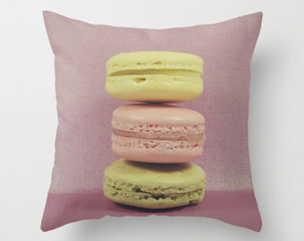 macaron_pillow_4.jpg