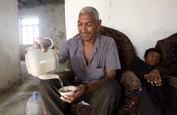 Zöld tea © Anzor Buharsky