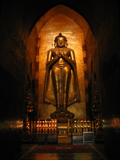 Ananda-Bagan-Myanmar-35-gje.jpg