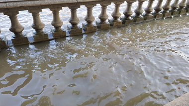 Thames High Tides