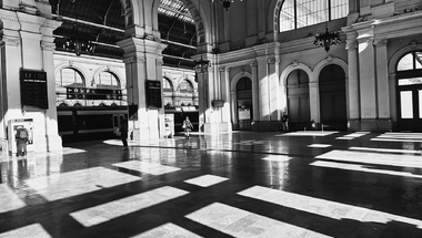 Light and Shadow – Budapest Keleti