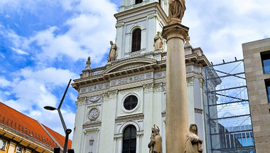 Downtown St Anne's Church (Budapest)