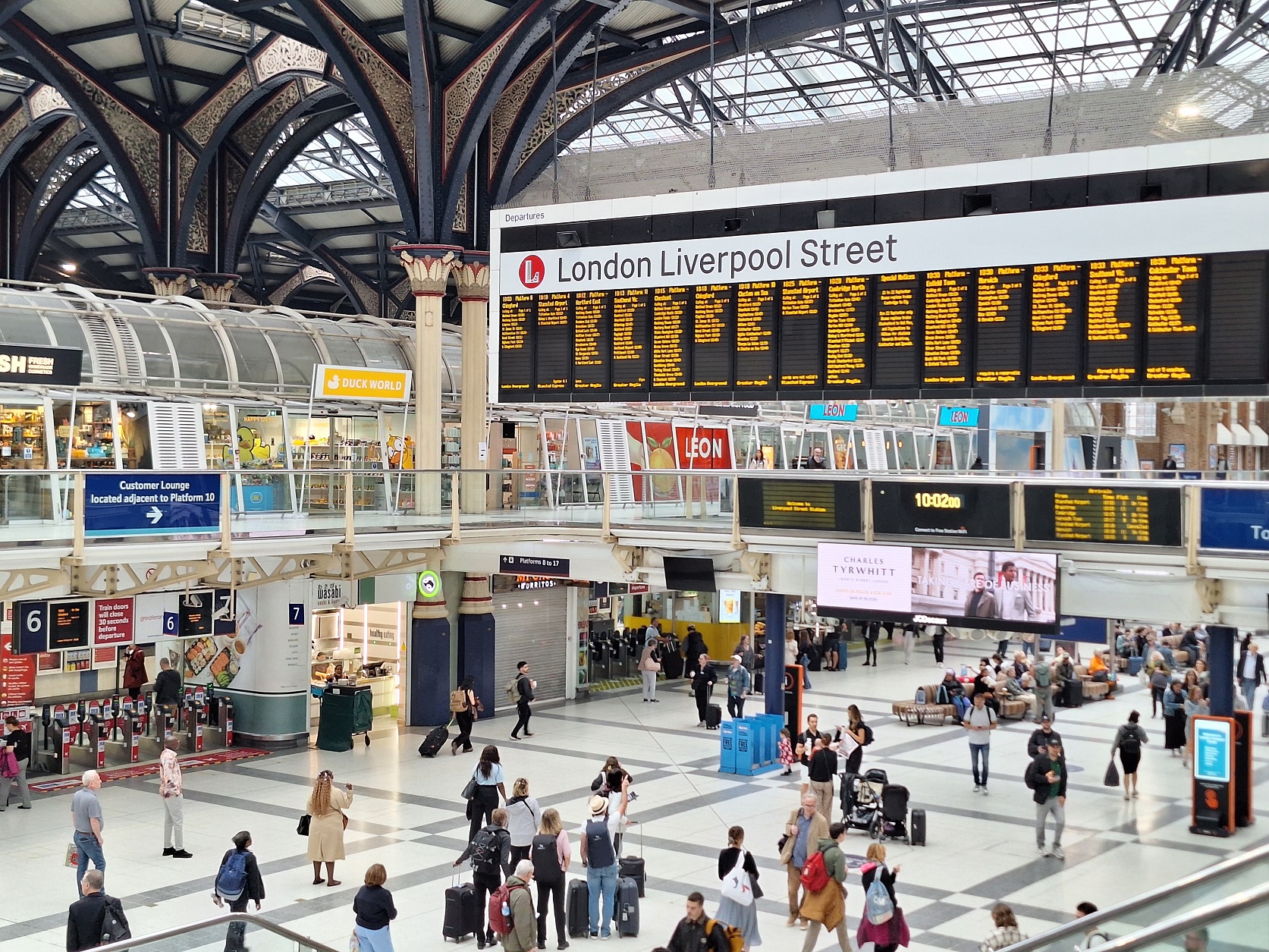 nemeth_gyorgy_liverpool_street_station.jpg