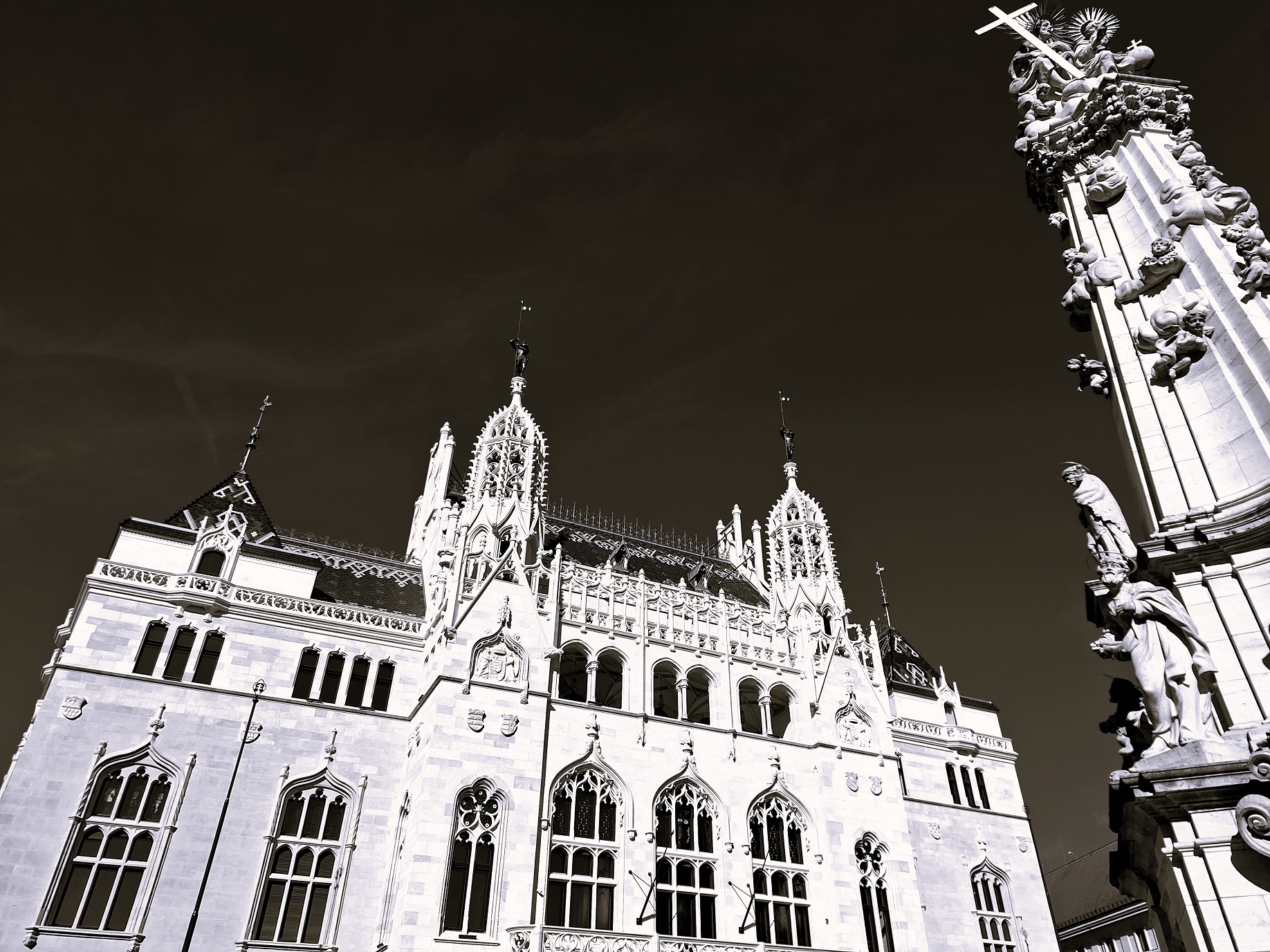 nemeth_gyorgy_photo_holy_trinity_square_budapest.jpg
