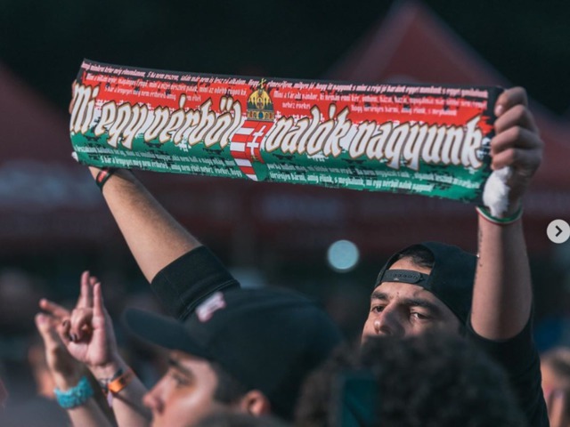 Lovasi és tizenkét erdélyi könnyűzenei fesztivál