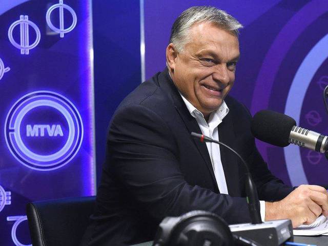 Rendszer-visszaváltás