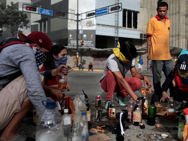 Az Alkotmányozó Nemzetgyűlés beiktatása Caracasban