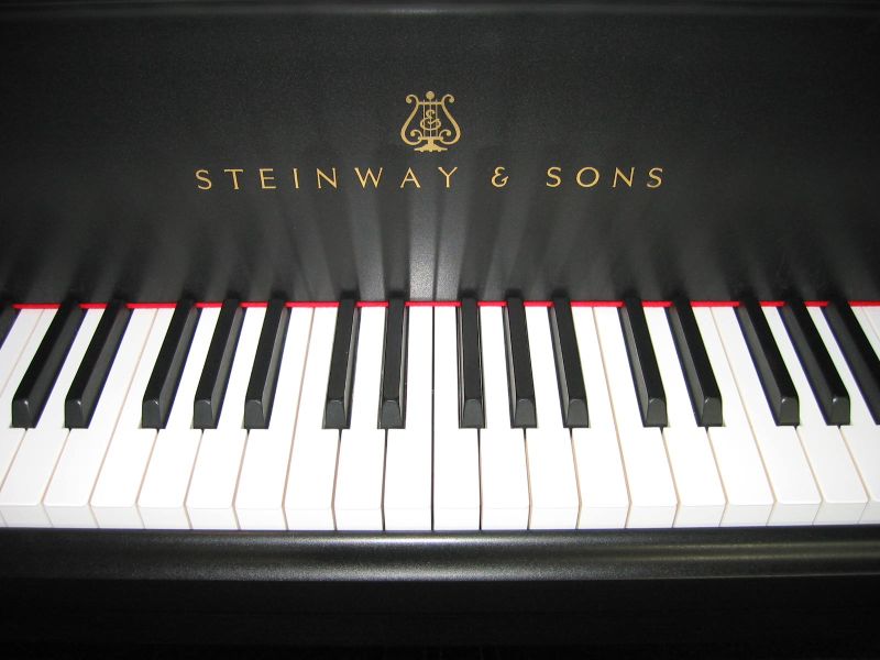 steinway_schriftzug.jpg