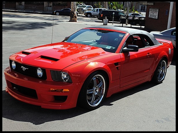 red_mustang.jpg