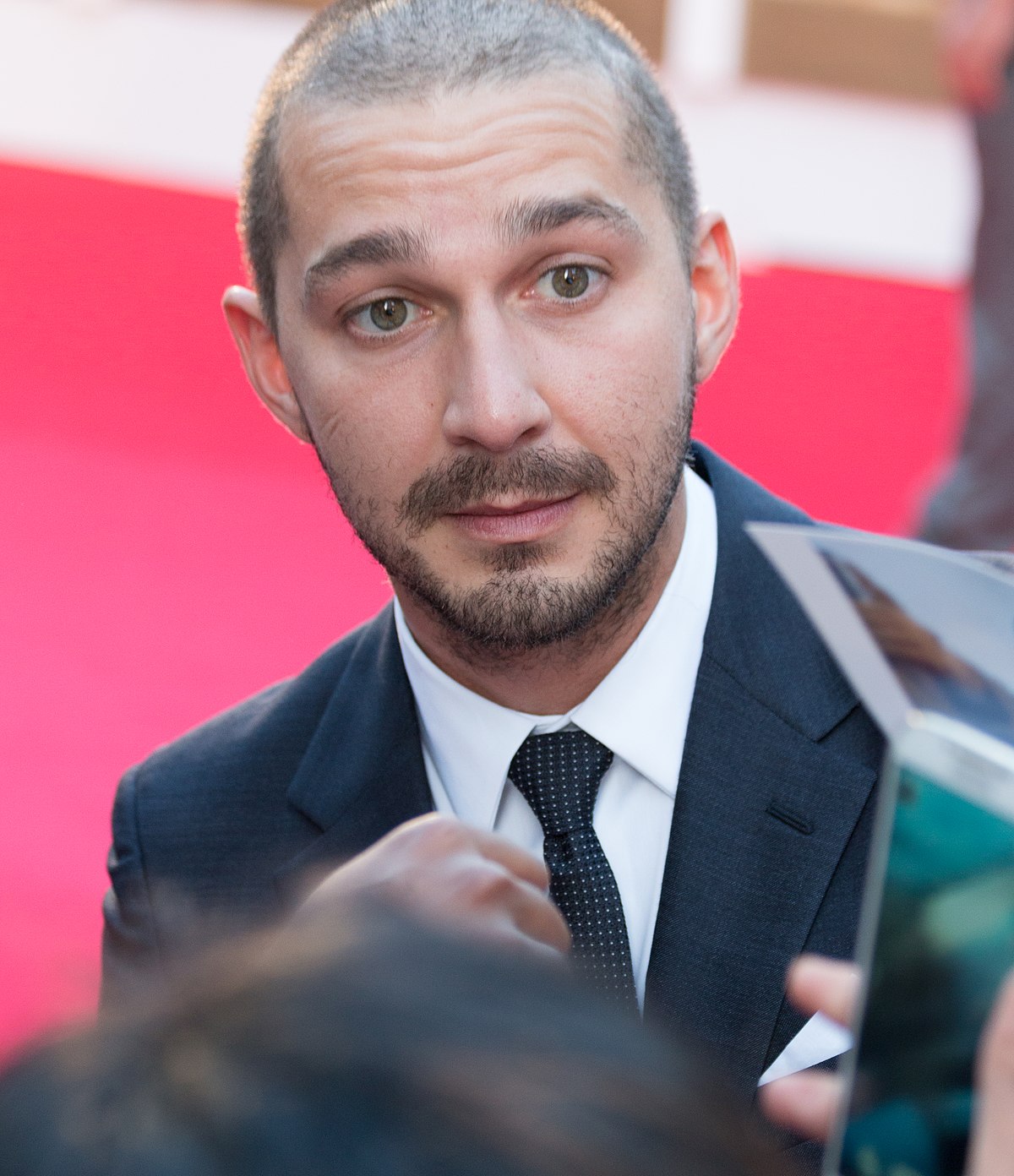 1200px-shia_labeouf_at_the_tiff_premiere_of_man_down.jpg