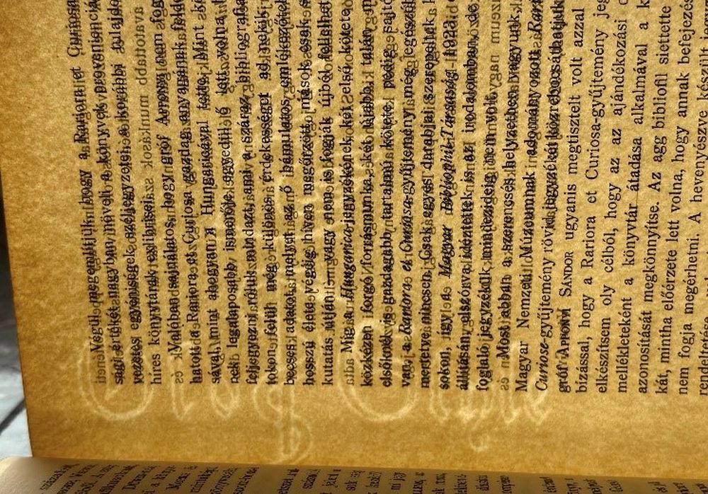 Végh Gyula: Rariora et curiosa gróf Apponyi Sándor gyűjteményéből, Budapest, Magyar Bibliophil Társaság, 1925 – Törzsgyűjtemény https://link.oszk.hu/libriurl.php?LN=hu&DB=KSZK&SRY=an&SRE=000002912907