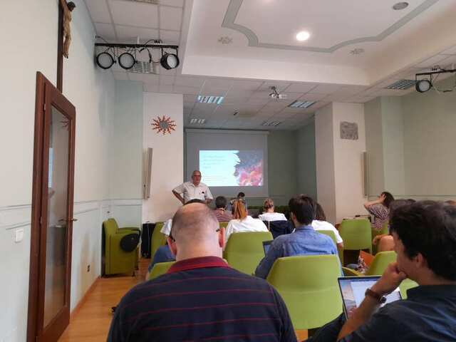 Szavak és képek által: A kommunikáció rendszere a reneszánsz könyvekben