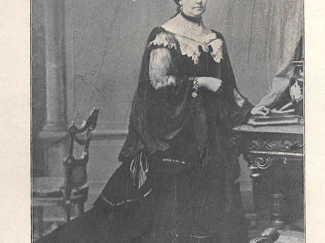 „Ne legyen örömötök a parancsolásban és megtiltásokban, hanem hagyjátok a gyereket szabadon cselekedni.”