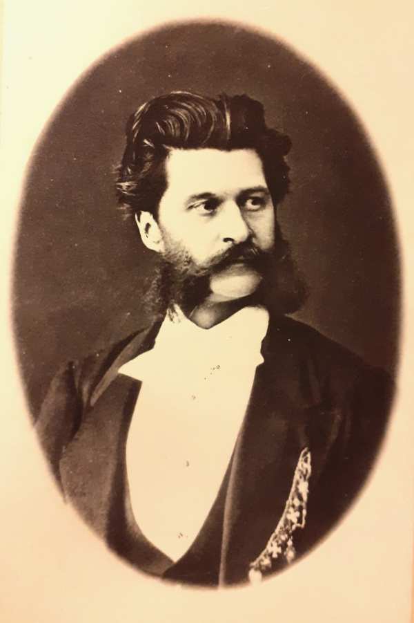 06_03_ifj_johann_strauss_125_35_opti.jpg