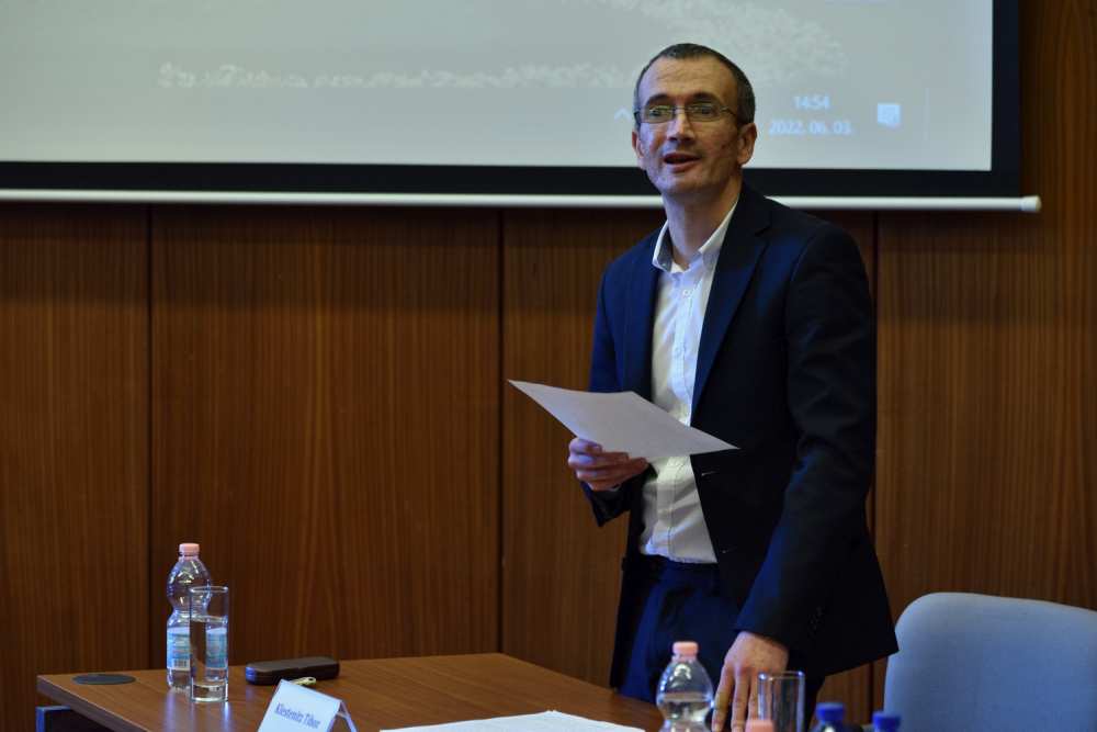 Klestenitz Tibor tudományos munkatárs (OSZK, Nemzeti Közszolgálati Egyetem). Fotó: Visky Ákos László (OSZK)