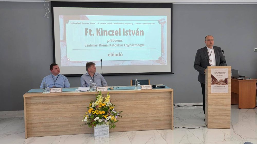 Kinczel István előadása https://www.facebook.com/photo/?fbid=1174853228017704&set=pcb.1174851398017887