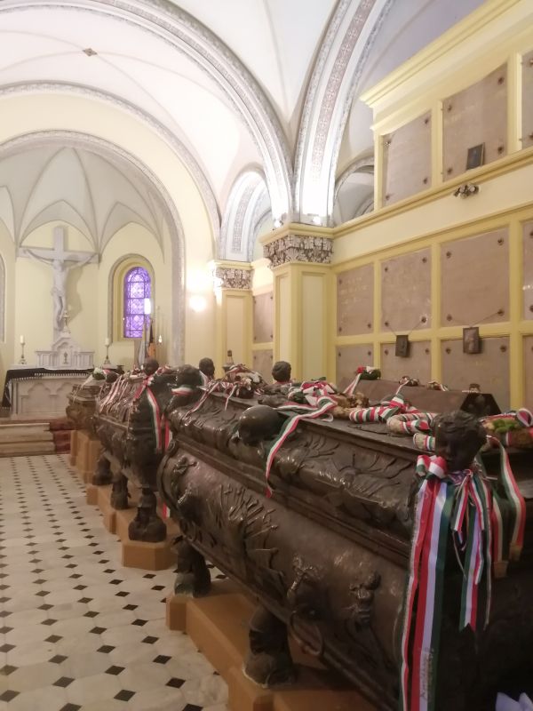 Károlyi-kripta, Kaplony. Fotó: Bárány Zsófia