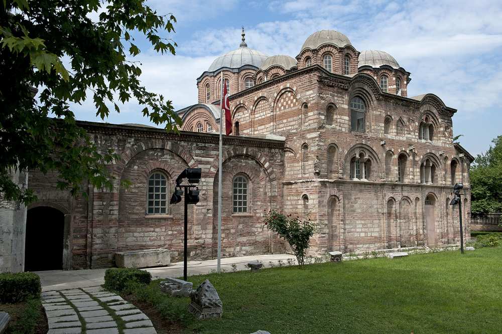 A Theotokos Pammakaristos-templom. A kép forrása: Wikipédia (angol nyelvű kiadás) https://en.wikipedia.org/wiki/Pammakaristos_Church#/media/File:Fethiye_Museum_9625.jpg