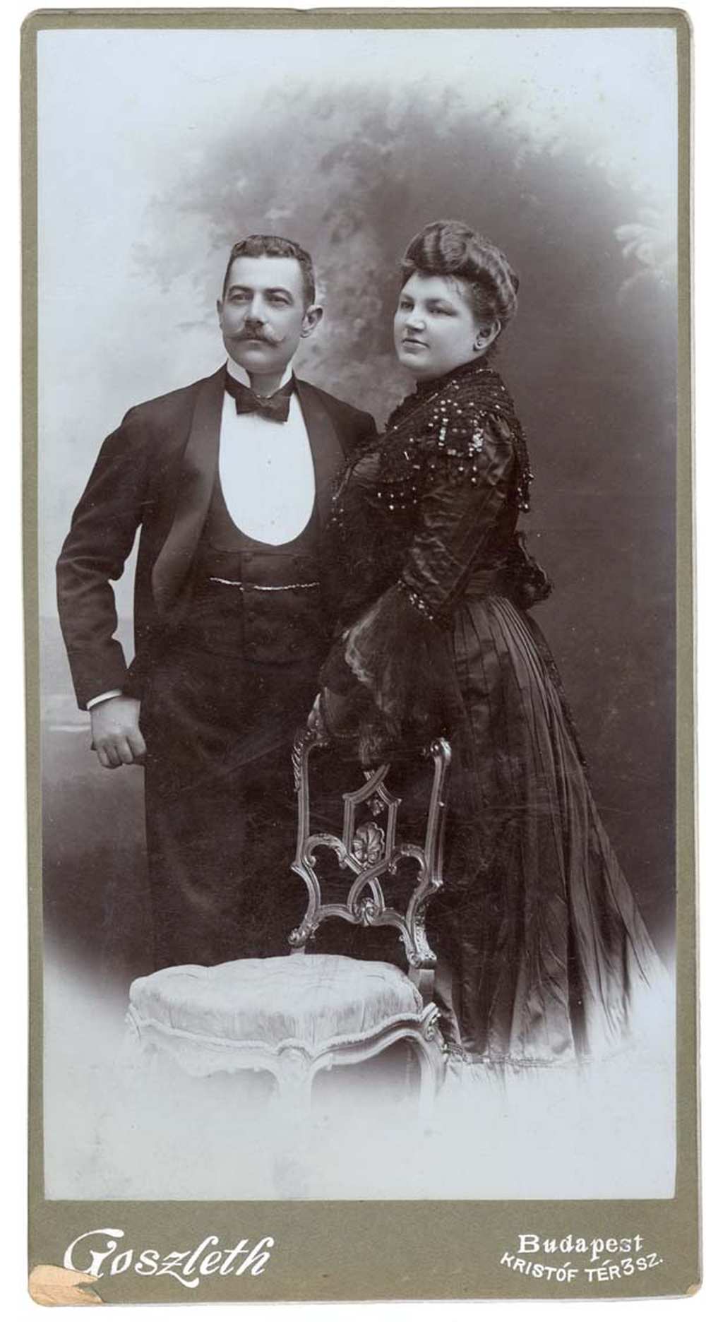 Házaspár portréja, 1880–1906. Jelzet: FTB 00527 – Történeti Fénykép- és Videótár