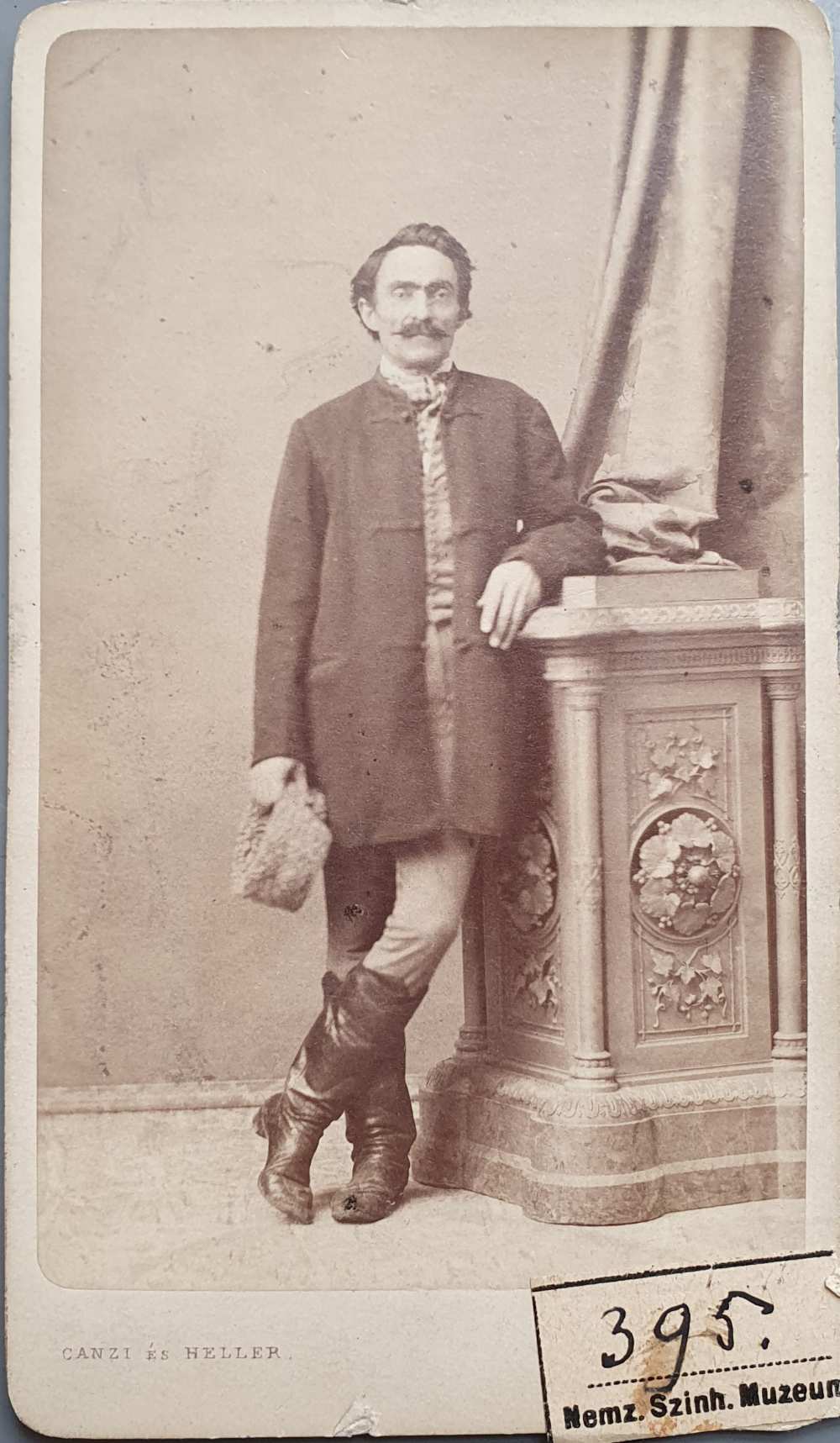Canzi és Heller: Réthy Mihály színész (1810–1875) – Színháztörténeti és Zeneműtár. Jelzet: KA 10.508/1