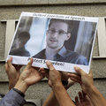 Mindannyiunknak Mannings-ekké és Snowden-ekké kell válnunk