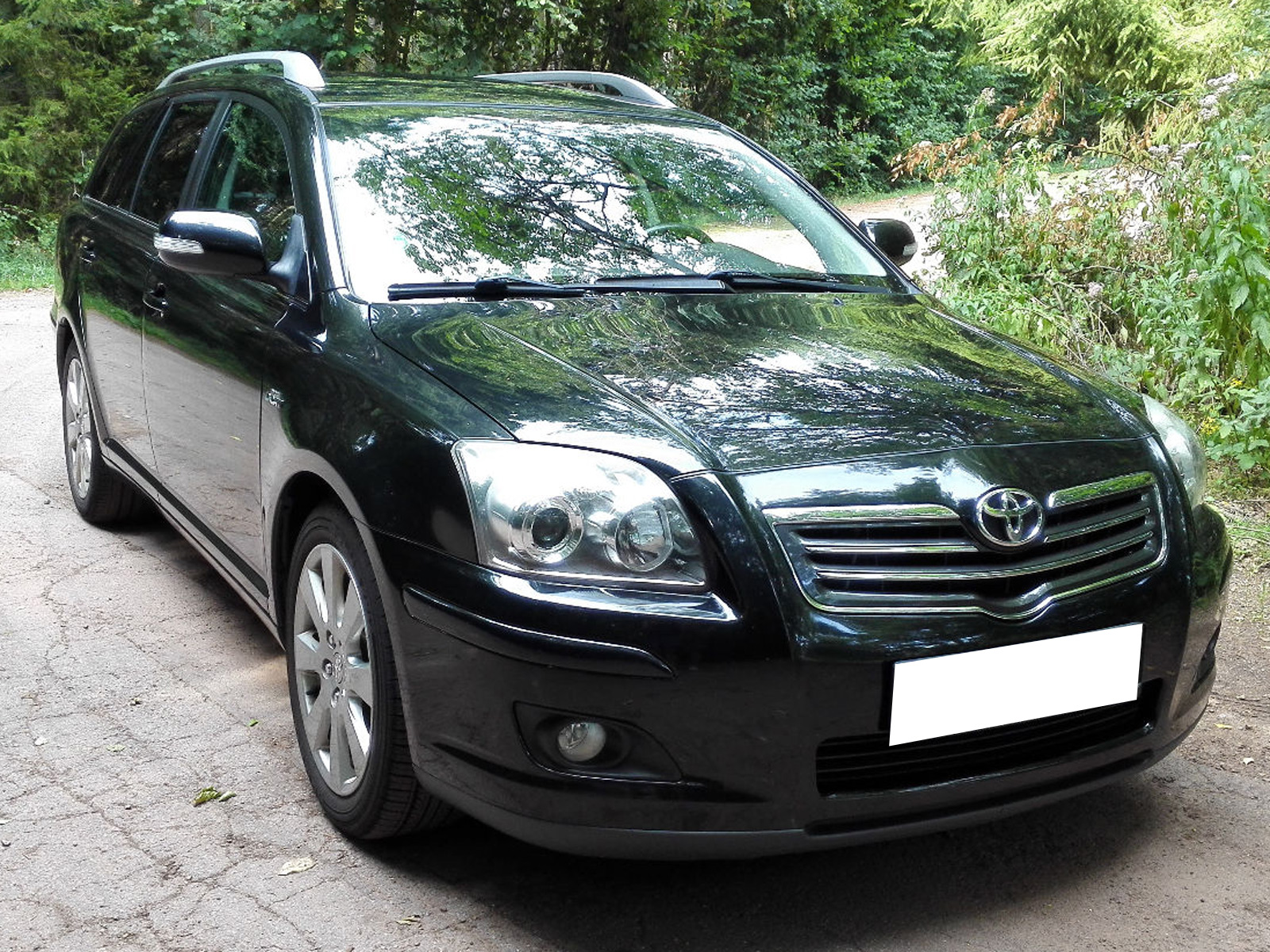 avensis1.JPG