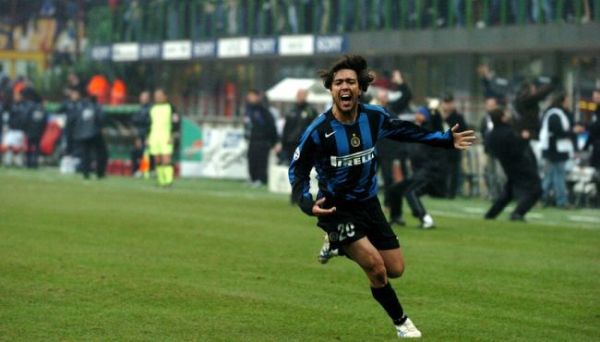 inter-3-2-sampdoria-2005-3-ban-trong-6-phut-de-tao-nen-cuoc-loi-nguoc-dong-vi-dai_html_1490948980-b.jpg