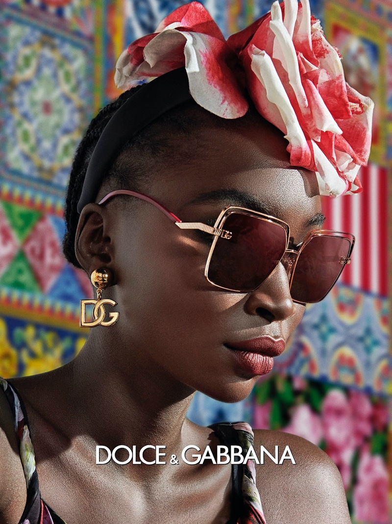 dolce-gabbana-eyewear-spring-2021-campaign07.jpg