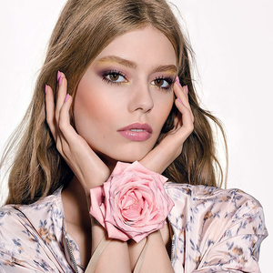 Derűs szépség és rózsakvarc a Dior kertjében