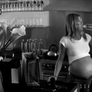 Jennifer Aniston nagyon terhes... egy reklámban