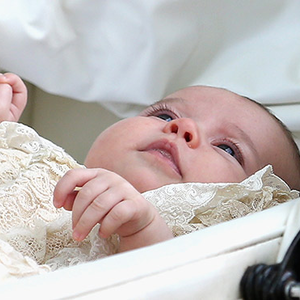 Charlotte hercegnő keresztelőjén Katalin anyuka is gyönyörű!