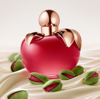 20 éves a Nina és most pisztáciával csábít!