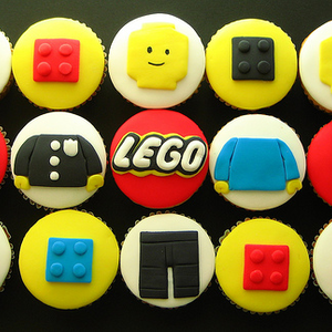 LEGO muffint tessék!